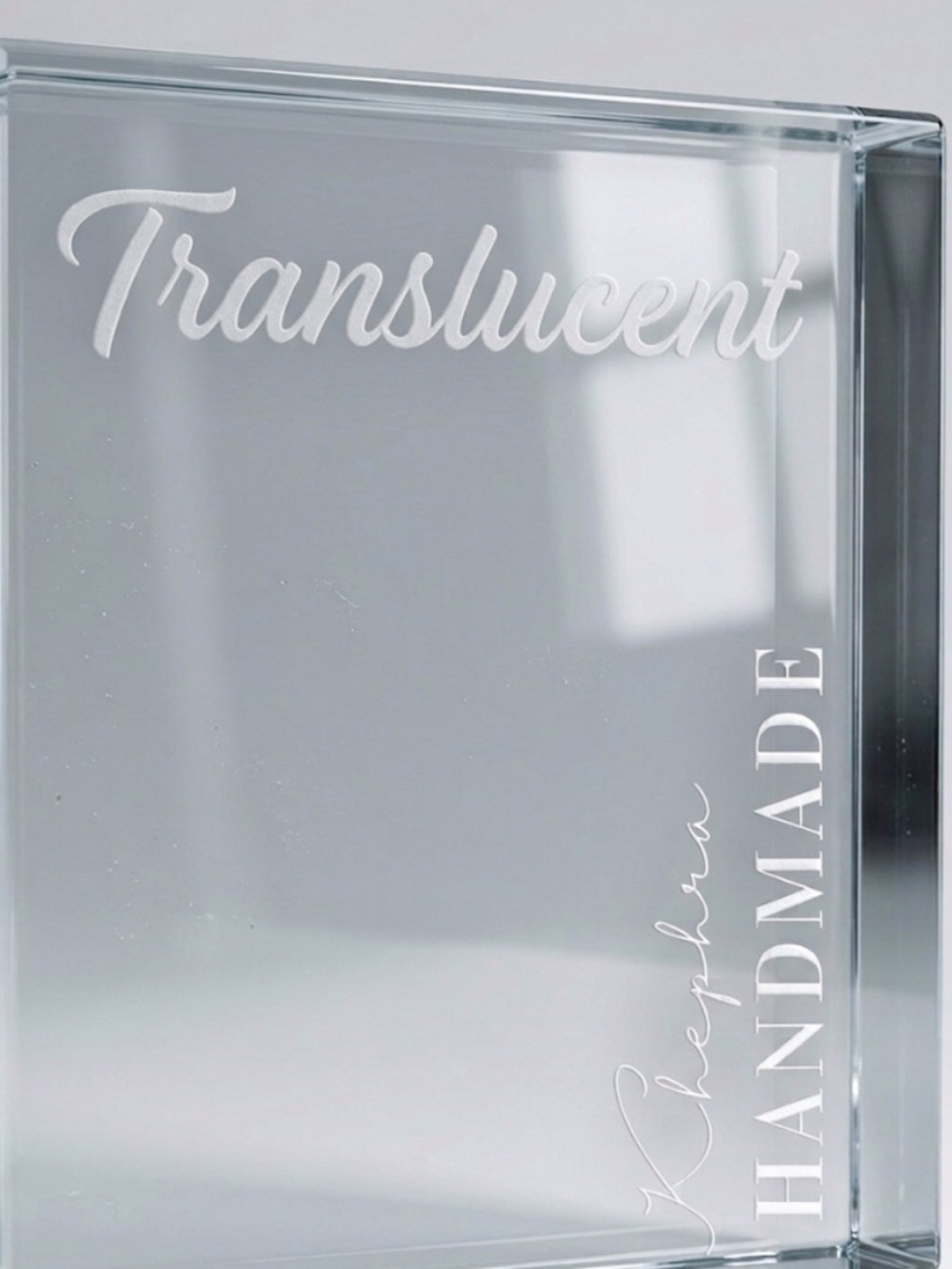 TRANSLUCENT & AB - LOOKBOOK